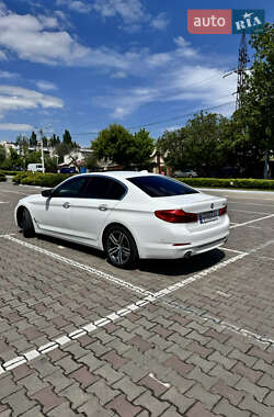 Седан BMW 5 Series 2018 в 