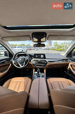 Седан BMW 5 Series 2018 в 
