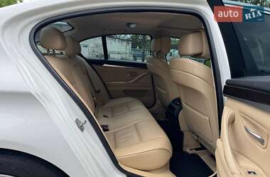 Седан BMW 5 Series 2012 в 