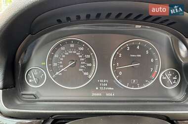 Седан BMW 5 Series 2012 в 