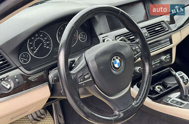 Седан BMW 5 Series 2011 в 