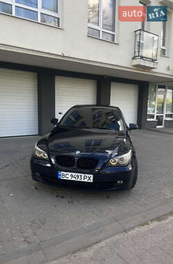 Седан BMW 5 Series 2009 в Львові