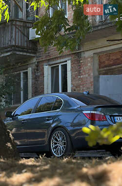 Седан BMW 5 Series 2008 в 