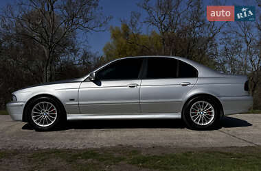 Седан BMW 5 Series 2001 в 