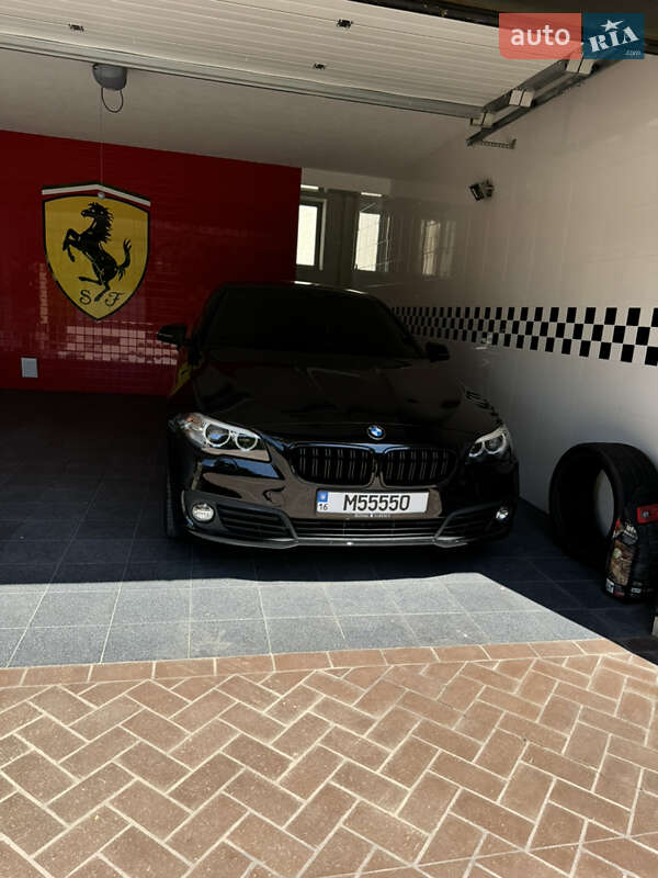Седан BMW 5 Series 2016 в Одессе