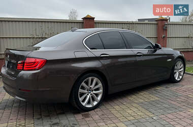 Седан BMW 5 Series 2011 в 