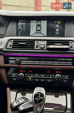 Седан BMW 5 Series 2011 в 
