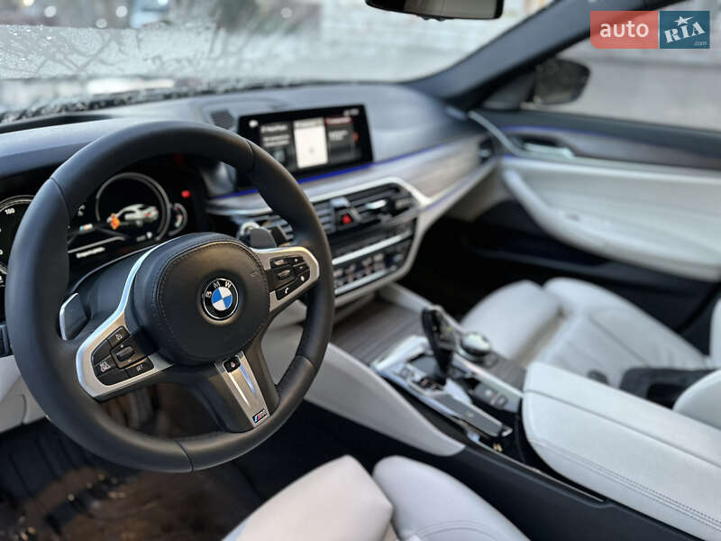 Седан BMW 5 Series 2017 в Тернополе