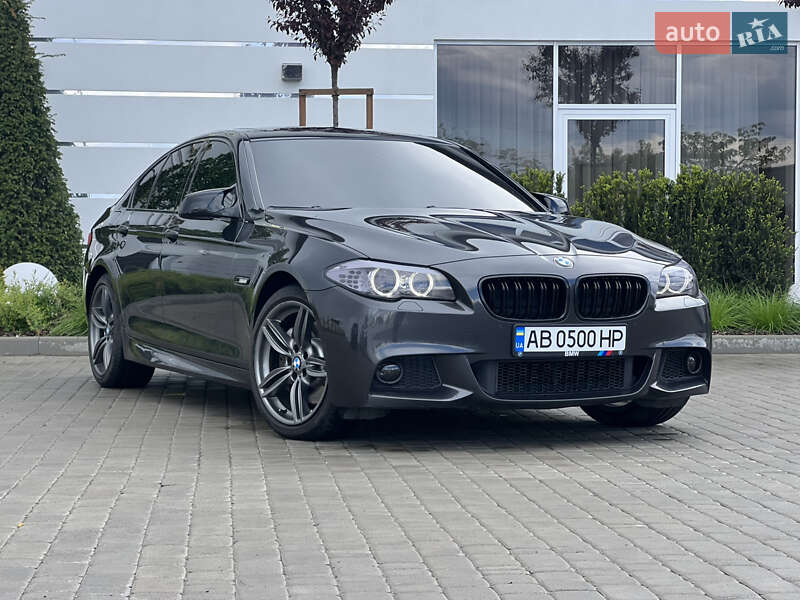 Седан BMW 5 Series 2012 в 