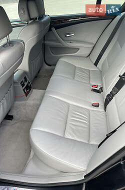 Седан BMW 5 Series 2008 в 