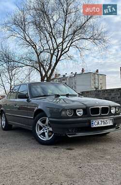 Седан BMW 5 Series 1991 в Стрые