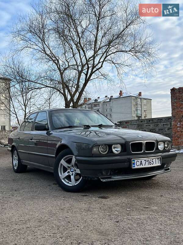 Седан BMW 5 Series 1991 в 