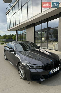 Седан BMW 5 Series 2017 в Ужгороді