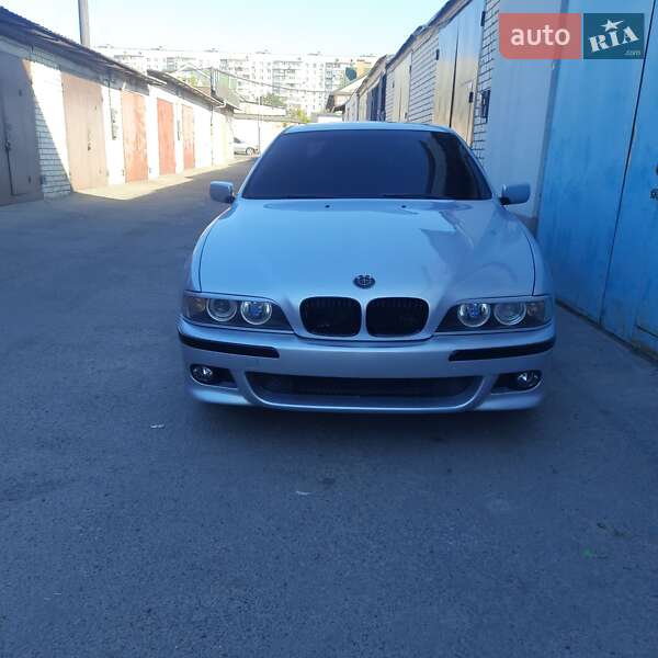 Седан BMW 5 Series 1997 в Харькове