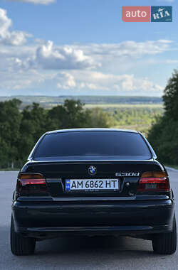 Седан BMW 5 Series 2001 в 