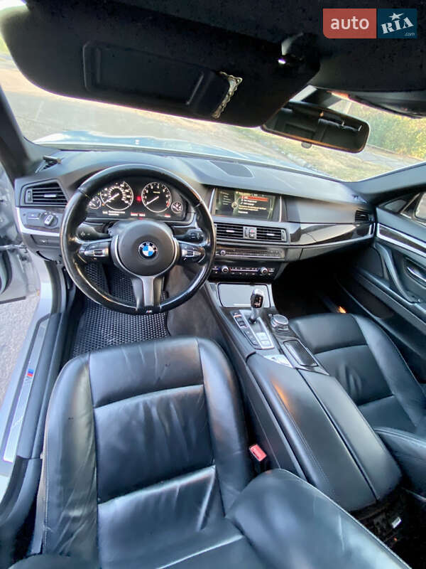 Седан BMW 5 Series 2014 в Покрове