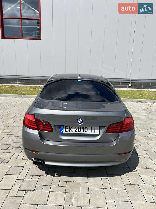 Седан BMW 5 Series 2010 в Здолбуніві