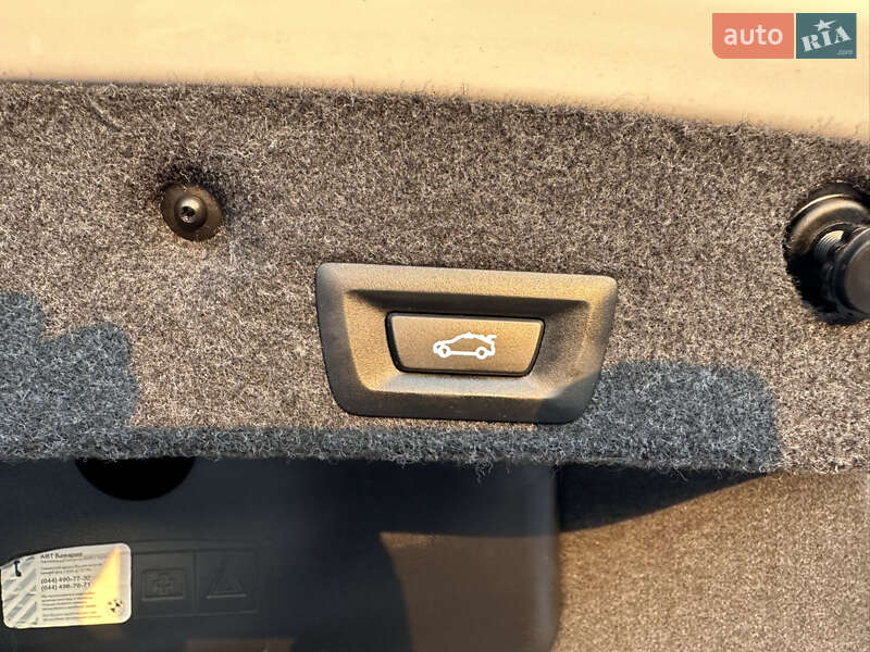 Седан BMW 5 Series 2012 в Киеве