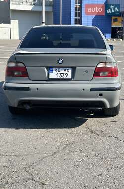 Седан BMW 5 Series 2001 в 