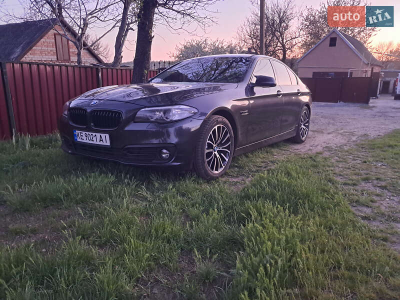 Седан BMW 5 Series 2013 в Днепре