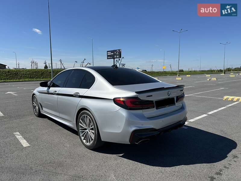 Седан BMW 5 Series 2017 в Львові