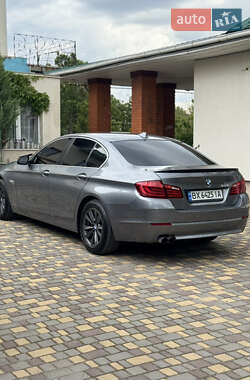 Седан BMW 5 Series 2011 в 