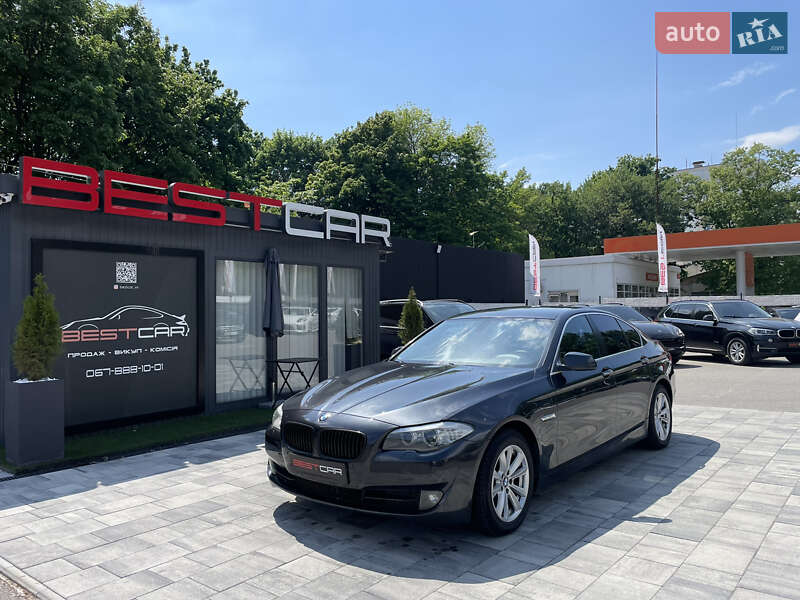 BMW 5 Series 2011