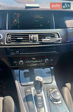 Седан BMW 5 Series 2010 в 
