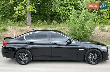 Седан BMW 5 Series 2011 в 