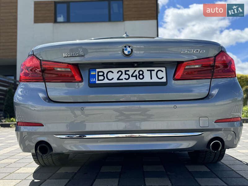 Седан BMW 5 Series 2017 в Стрые фото 23 Седан BMW 5 Series 2017 в Стрые