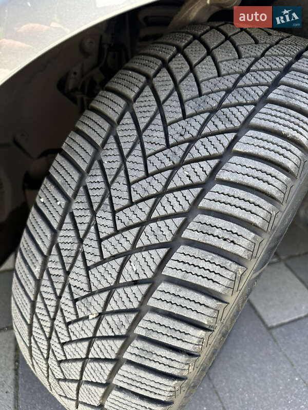 Седан BMW 5 Series 2017 в Стрые фото 61 Седан BMW 5 Series 2017 в Стрые