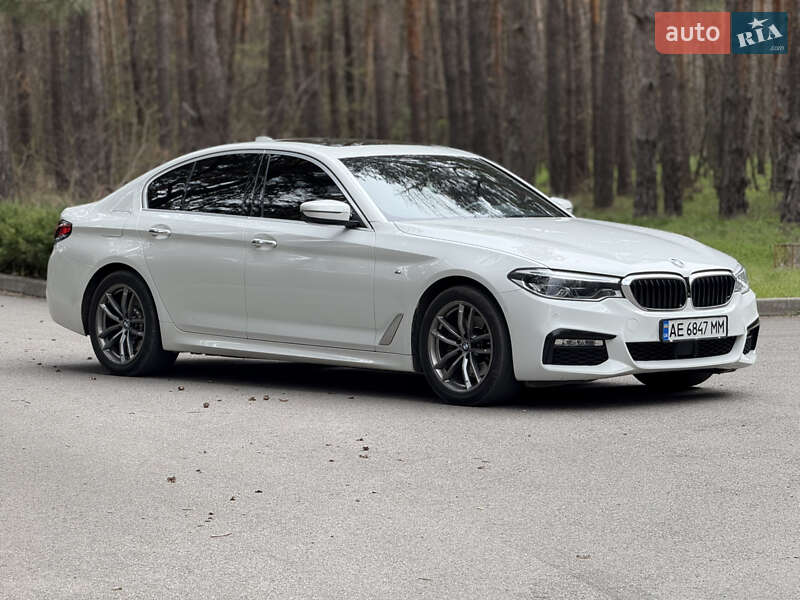 Седан BMW 5 Series 2018 в 