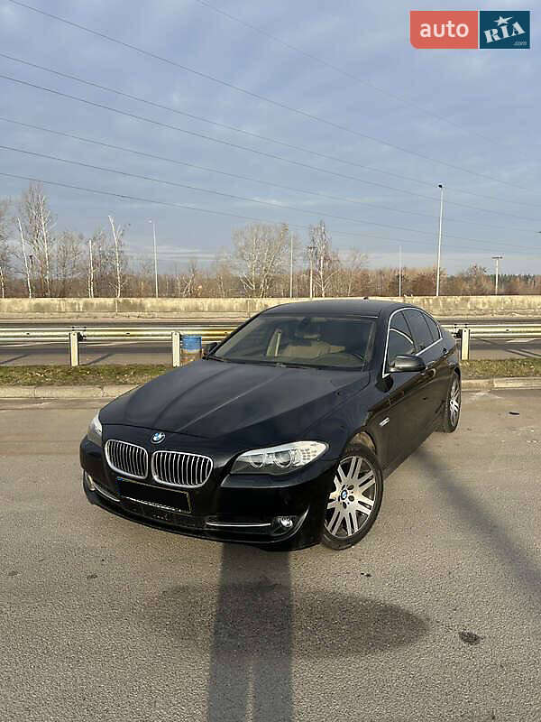 Седан BMW 5 Series 2010 в Києві фото 11 Седан BMW 5 Series 2010 в Києві