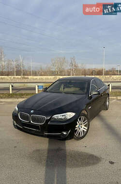Седан BMW 5 Series 2010 в 