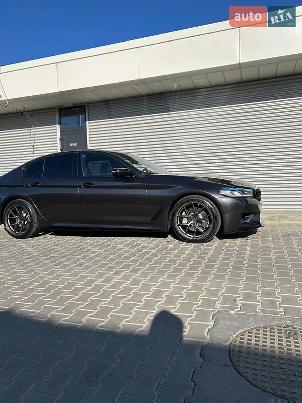 Седан BMW 5 Series 2017 в Одесі фото 4 Седан BMW 5 Series 2017 в Одесі