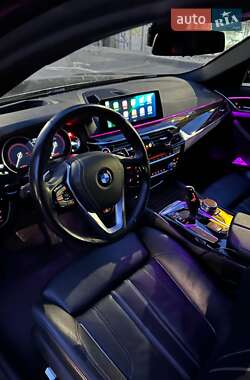 Седан BMW 5 Series 2017 в 