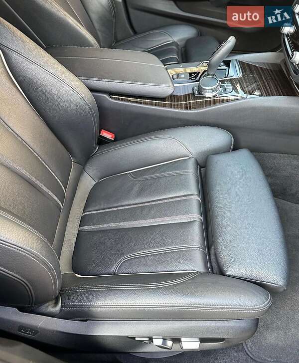 Седан BMW 5 Series 2017 в Одесі фото 13 Седан BMW 5 Series 2017 в Одесі