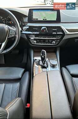 Седан BMW 5 Series 2017 в 
