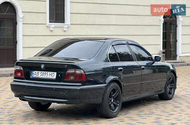 Седан BMW 5 Series 2000 в 