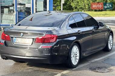 Седан BMW 5 Series 2013 в 
