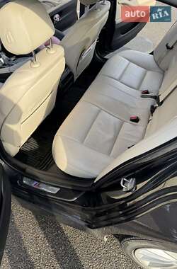 Седан BMW 5 Series 2013 в 