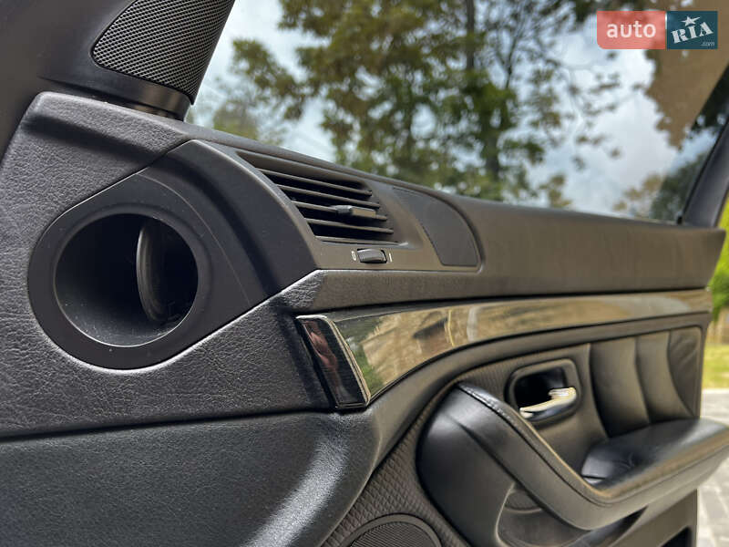 Седан BMW 5 Series 2002 в Одесі