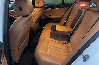 Седан BMW 5 Series 2020 в 