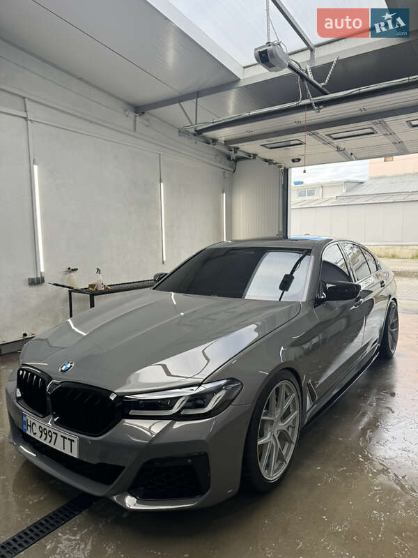 BMW 5 Series 2021