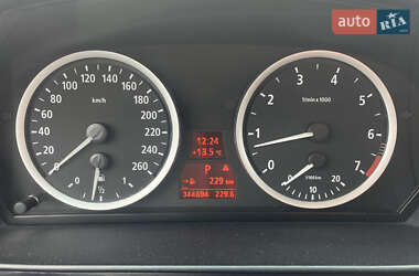 Седан BMW 5 Series 2004 в 