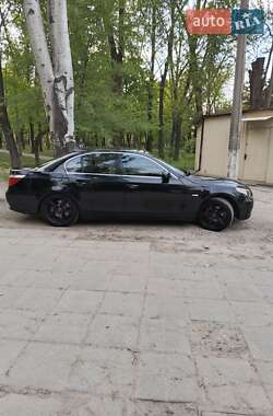 Седан BMW 5 Series 2004 в 