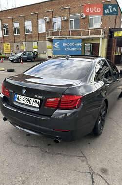 Седан BMW 5 Series 2012 в 