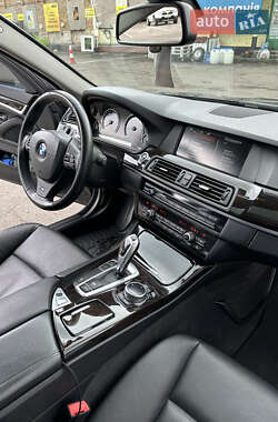 Седан BMW 5 Series 2012 в 