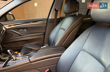 Седан BMW 5 Series 2012 в 