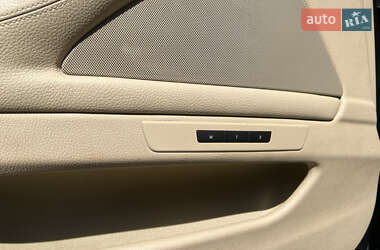 Седан BMW 5 Series 2012 в 
